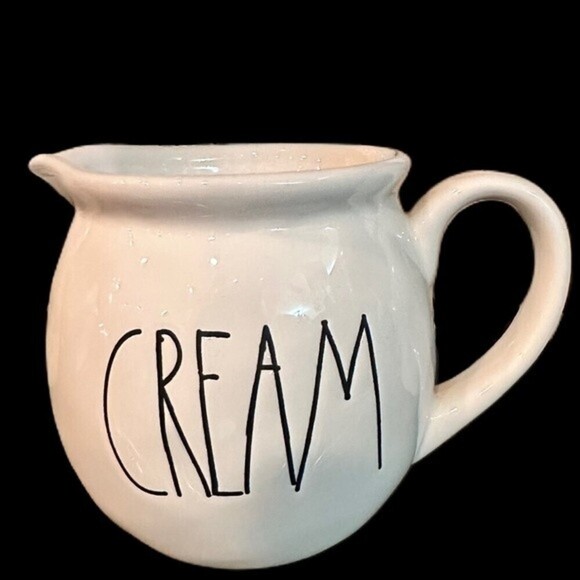 Rae Dunn M Stamped CREAM From 2015/2016 - Picture 1 of 5